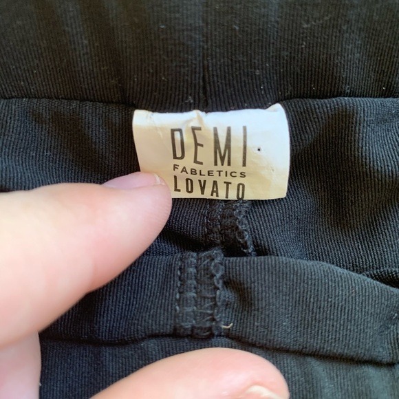 FABLETICS Demi Lavato Lita high waisted shorts - Picture 6 of 9